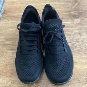 Women's TechLoom Breeze - runs small